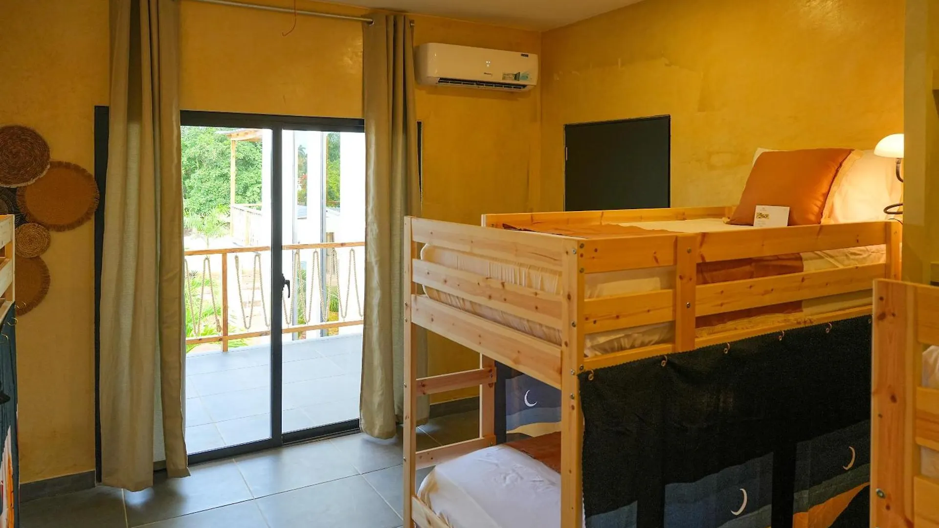 Villavida Boutique Hotel - La Playita Лас-Галерас
